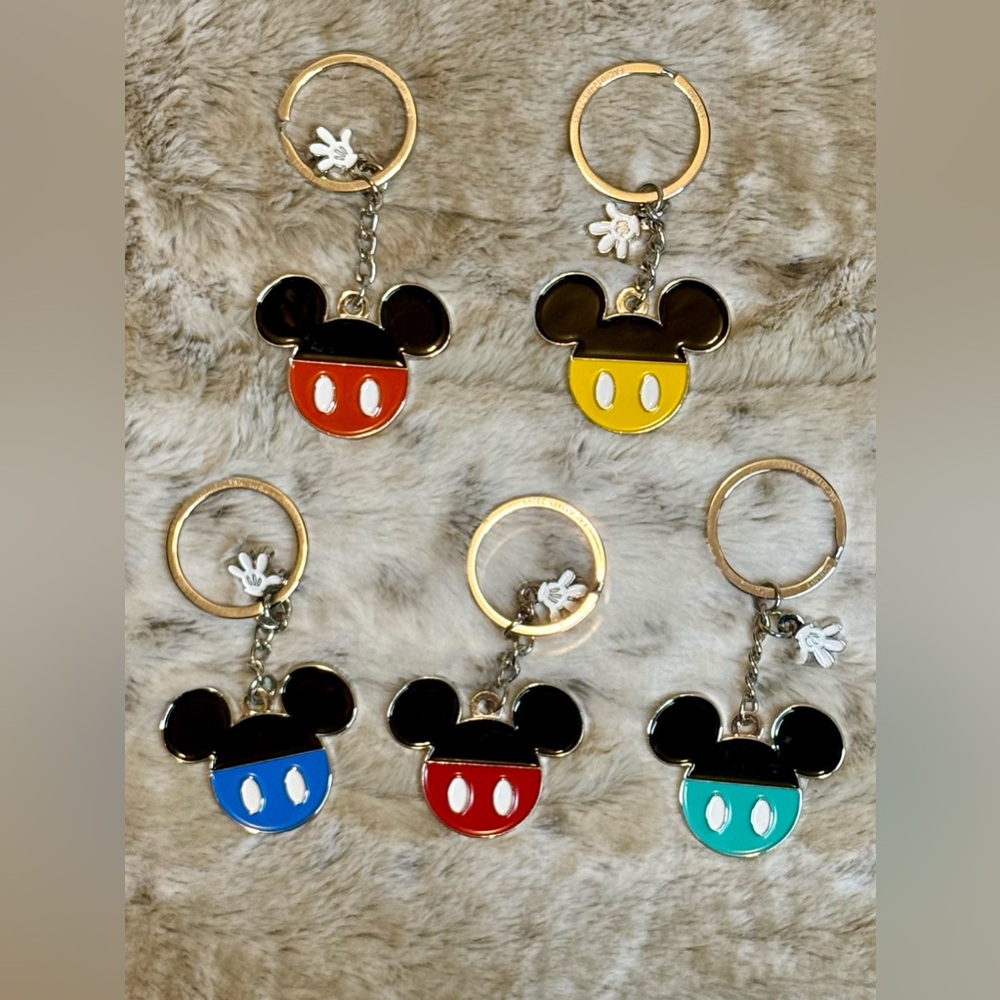 *BRAND NEW* Disney Parks Mickey Mouse Icons Keychain Set